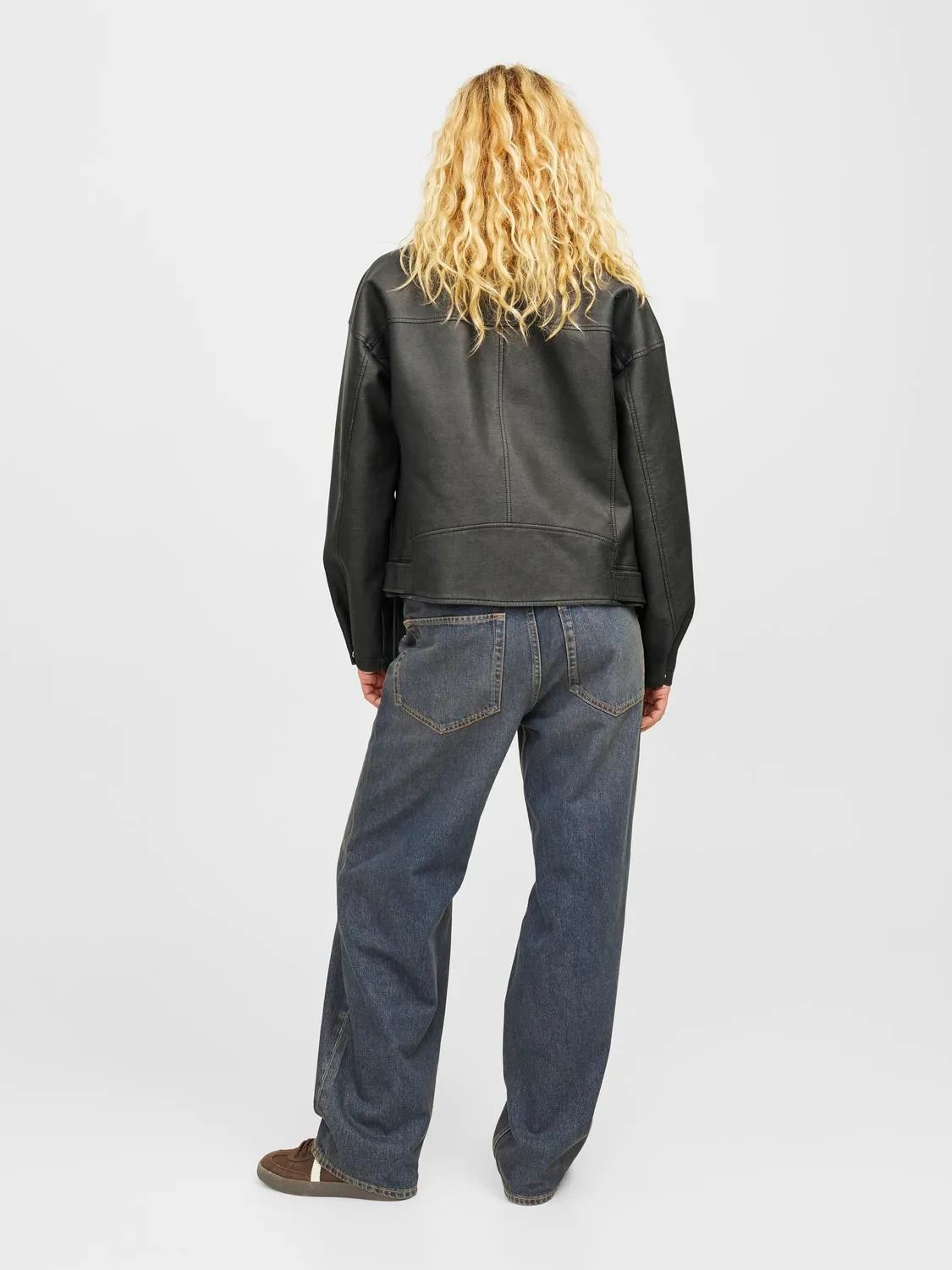 CAPISPALLA E GIACCHE Donna JJXX 12262131 FRIDA BLACK inDigo Shop
