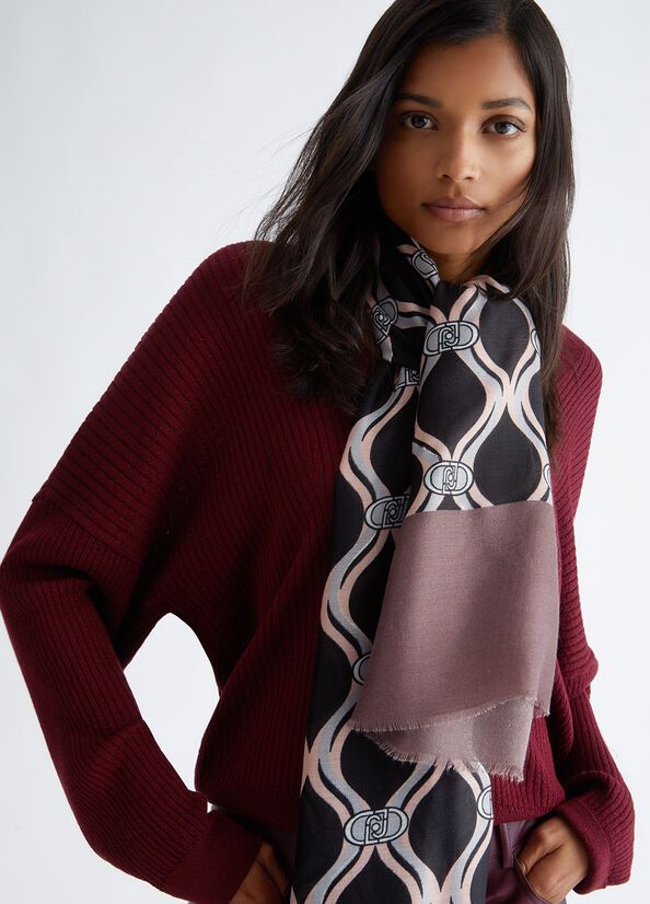 Sciarpe e foulard da donna: outlet dei migliori brand