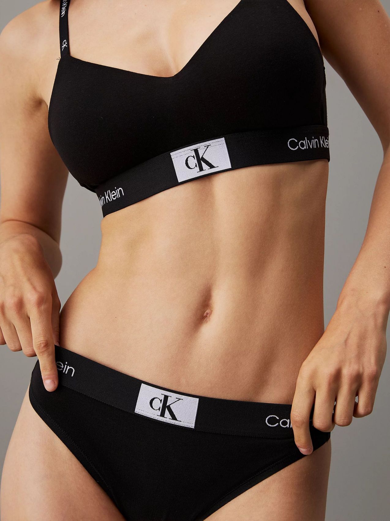 INTIMO SLIP Donna CALVIN KLEIN 000QF7222E MODERN BIKINI UB1 BLACK inDigo Shop